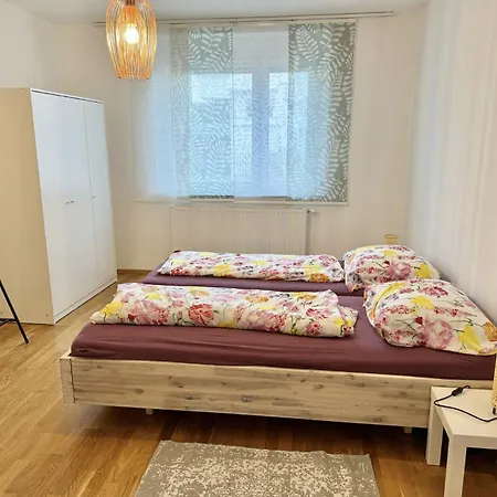 Apartament Happy Near Airport With Free Parking